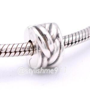 Authentic PANDORA Retired Braided Clip - 791774